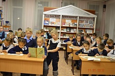 СВЕТЛЫЕ  СТИХИ  АГНИИ  БАРТО