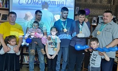 Ты для меня пример  во всём 